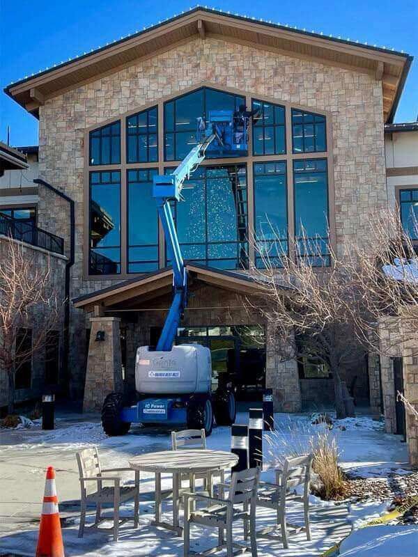 Window cleaning in Aurora, CO